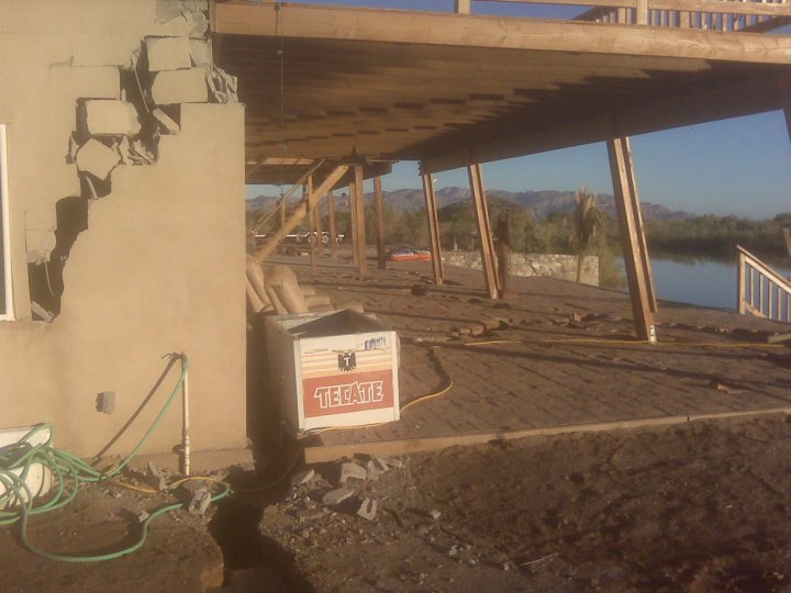 Earthquake damage 16